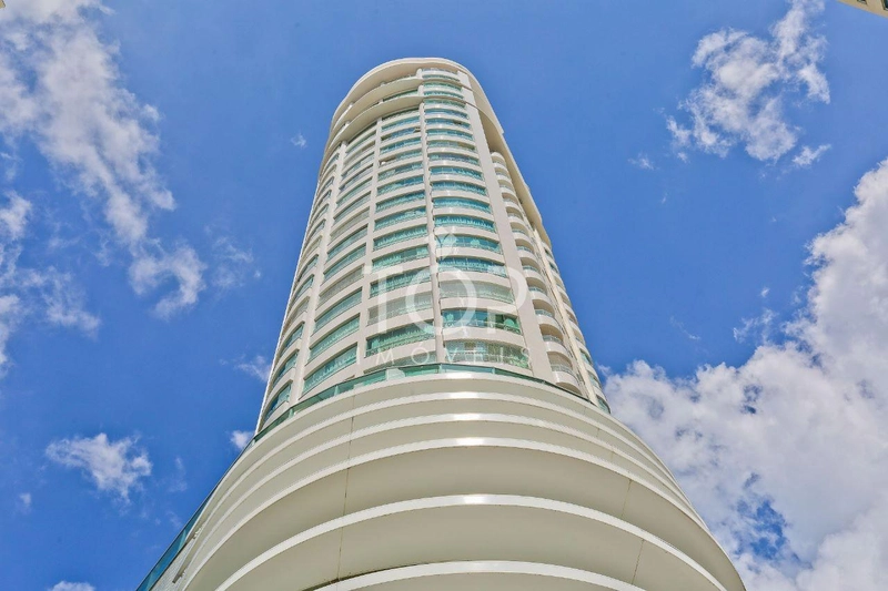 APARTAMENTO DUPLEX FRENTE MAR - BALNEÁRIO CAMBORIÚ: 23ª foto da galeria de imagens do imóvel
