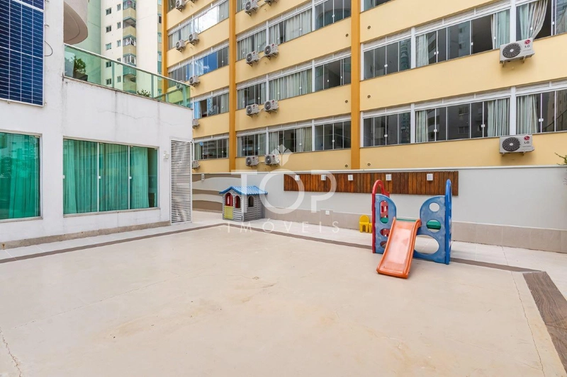 APARTAMENTO DUPLEX FRENTE MAR - BALNEÁRIO CAMBORIÚ: 22ª foto da galeria de imagens do imóvel