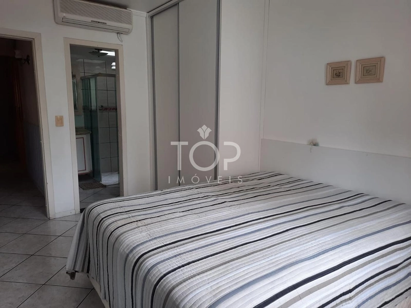 APARTAMENTO NA MEIA PRAIA COM 4 DORMITÓRIOS : 2ª foto da galeria de imagens do imóvel