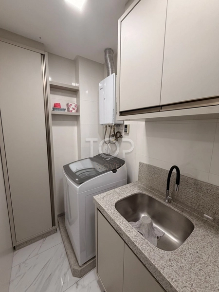 MOBILIADO COM VISTA PARA O MAR EM MEIA PRAIA: 10ª foto da galeria de imagens do imóvel