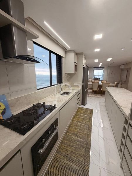 MOBILIADO COM VISTA PARA O MAR EM MEIA PRAIA: 7ª foto da galeria de imagens do imóvel