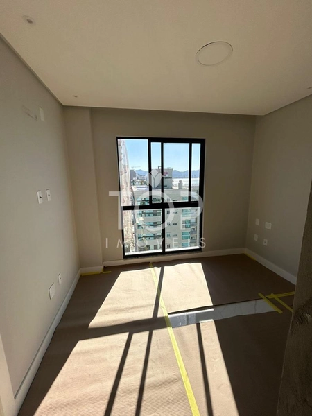 AMPLO APARTAMENTO COM INCRÍVEL VISTA MAR: 10ª foto da galeria de imagens do imóvel