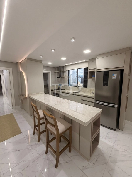 MOBILIADO COM VISTA PARA O MAR EM MEIA PRAIA: 25ª foto da galeria de imagens do imóvel