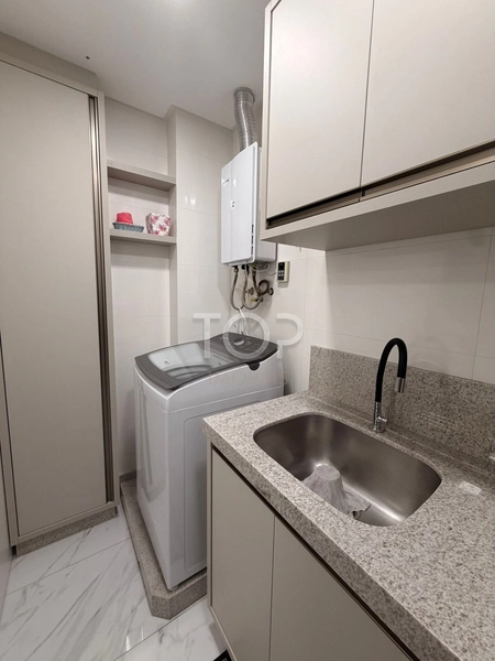 MOBILIADO COM VISTA PARA O MAR EM MEIA PRAIA: 47ª foto da galeria de imagens do imóvel