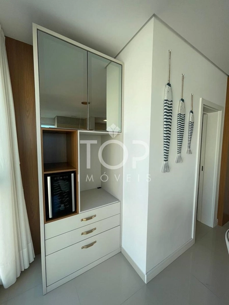 APARTAMENTO 3 SUITES EM MEIA PRAIA MOBILIADO: 25ª foto da galeria de imagens do imóvel