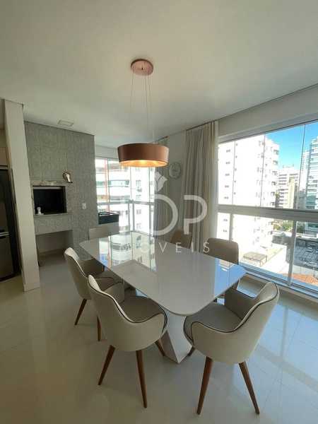APARTAMENTO 3 SUITES EM MEIA PRAIA MOBILIADO: 1ª foto da galeria de imagens do imóvel