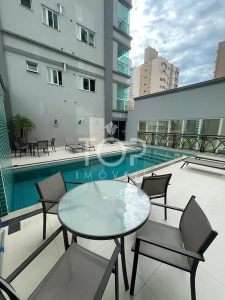 APARTAMENTO 3 SUITES EM MEIA PRAIA MOBILIADO: 2ª foto da galeria de imagens do imóvel