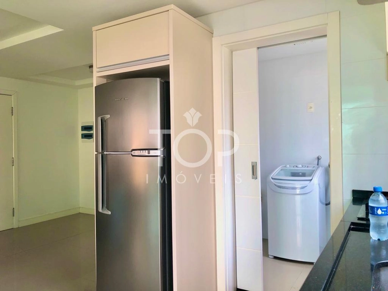 APARTAMENTO MOBILIADO NA MEIA PRAIA: 12ª foto da galeria de imagens do imóvel