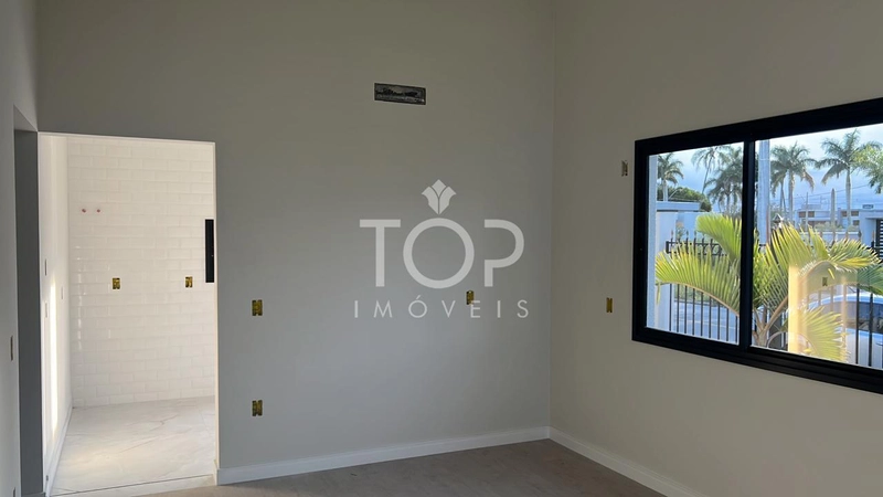 LINDA CASA EM TIJUCAS: 9ª foto da galeria de imagens do imóvel