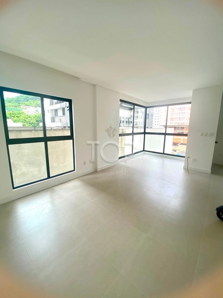 APARTAMENTO PRÓXIMO AO MAR E À HAVAN: 1ª foto da galeria de imagens do imóvel