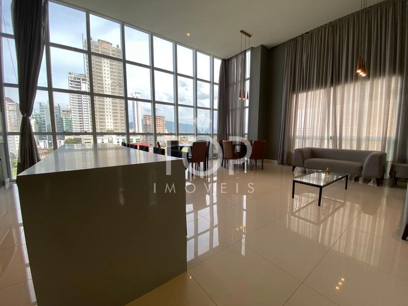 LINDO APARTAMENTO QUADRA MAR EM MEIA PRAIA!: 17ª foto da galeria de imagens do imóvel