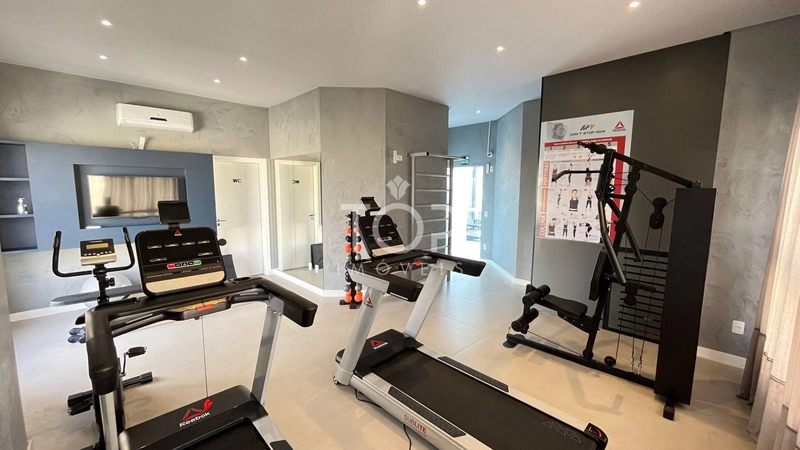 APARTAMENTO COM TERRAÇO E 3 SUITES EM MEIA PRAIA: 4ª foto da galeria de imagens do imóvel