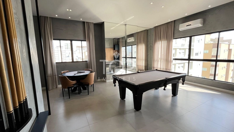 APARTAMENTO COM TERRAÇO E 3 SUITES EM MEIA PRAIA: 3ª foto da galeria de imagens do imóvel