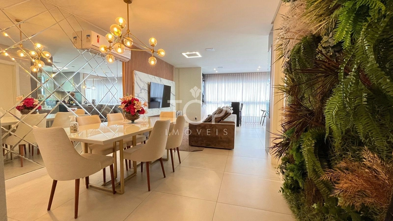 APARTAMENTO COM TERRAÇO E 3 SUITES EM MEIA PRAIA: 16ª foto da galeria de imagens do imóvel