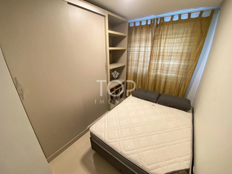 LINDO APARTAMENTO, PRONTO PARA MORAR EM MEIA PRAIA: 13ª foto da galeria de imagens do imóvel