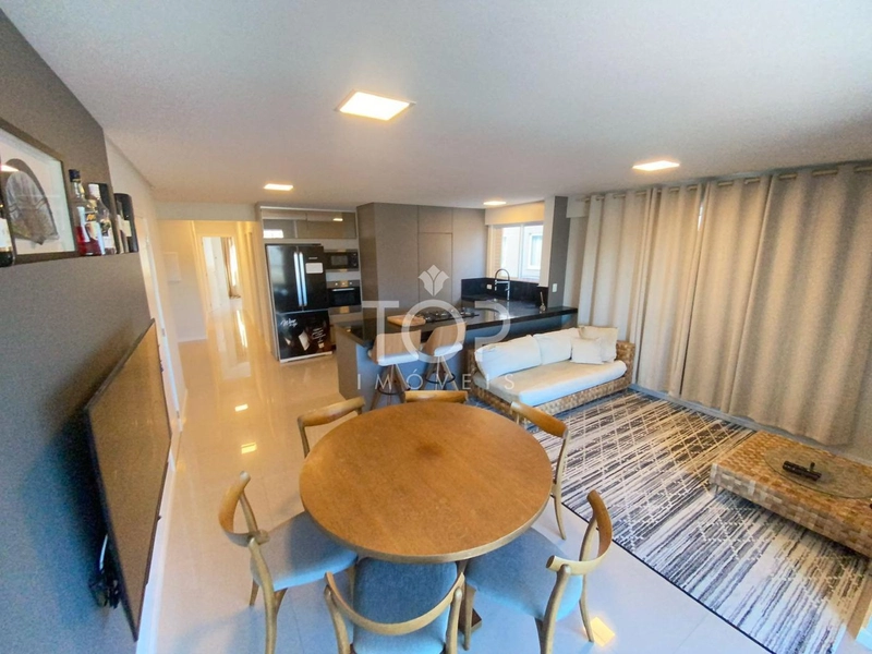 LINDO APARTAMENTO, PRONTO PARA MORAR EM MEIA PRAIA: 7ª foto da galeria de imagens do imóvel