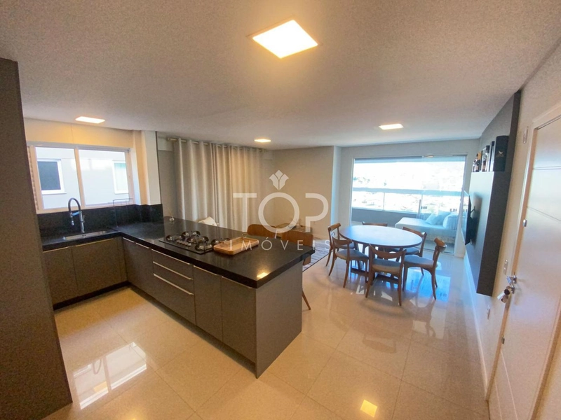 LINDO APARTAMENTO, PRONTO PARA MORAR EM MEIA PRAIA: 4ª foto da galeria de imagens do imóvel