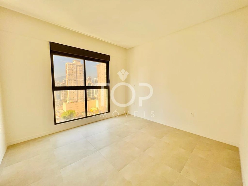 LINDO APARTAMENTO PRONTO NA MEIA PRAIA !!!: 7ª foto da galeria de imagens do imóvel