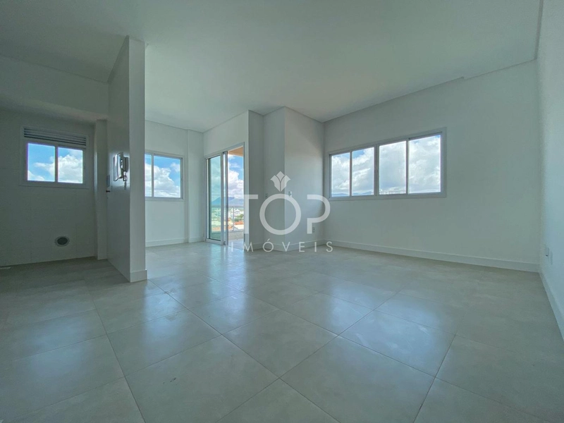 LINDO 02 SUÍTES E 03 VAGAS - PRÓXIMO AO MAR !!!: 8ª foto da galeria de imagens do imóvel