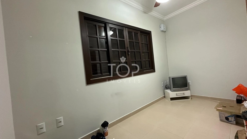 SOBRADO GEMINADO NO PEREQUE: 2ª foto da galeria de imagens do imóvel