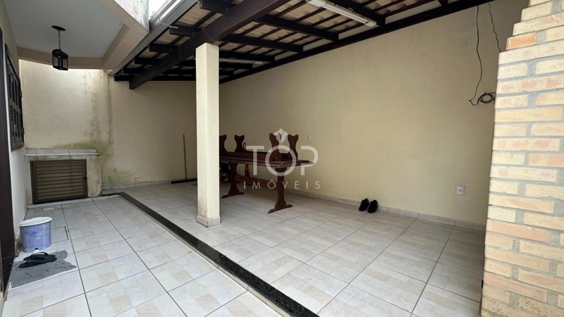 SOBRADO GEMINADO NO PEREQUE: 1ª foto da galeria de imagens do imóvel