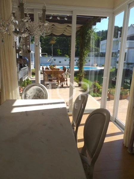 CASA DE ALTO PADRÃO EM COND. FECHADO EM ITAPEMA: 11ª foto da galeria de imagens do imóvel