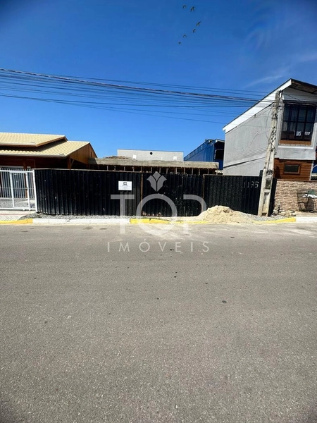 SOBRADO GEMINADO : 1ª foto da galeria de imagens do imóvel