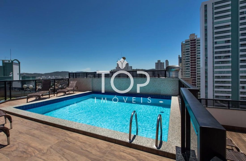 NO CENTRO DE BALNEÁRIO CAMBORIÚ: 8ª foto da galeria de imagens do imóvel