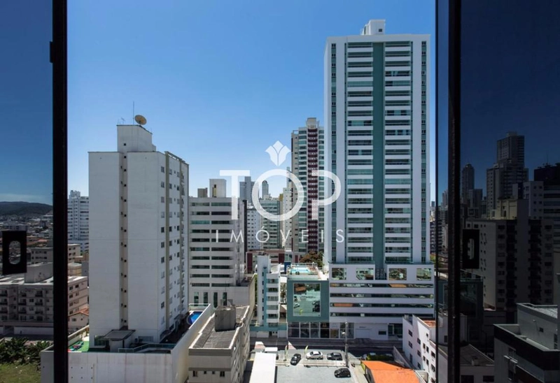 NO CENTRO DE BALNEÁRIO CAMBORIÚ: 12ª foto da galeria de imagens do imóvel