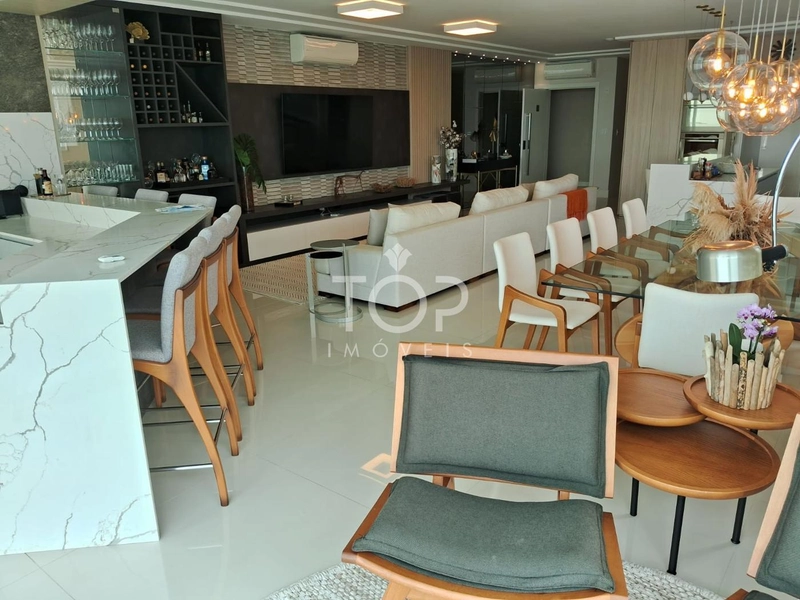 OPORTUNIDADE FRENTE MAR LUXO, ANDAR ALTO MOBILIADO: 1ª foto da galeria de imagens do imóvel