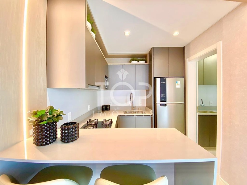 APARTAMENTO PRONTO COM 4 SUITES EM MEIA PRAIA : 2ª foto da galeria de imagens do imóvel