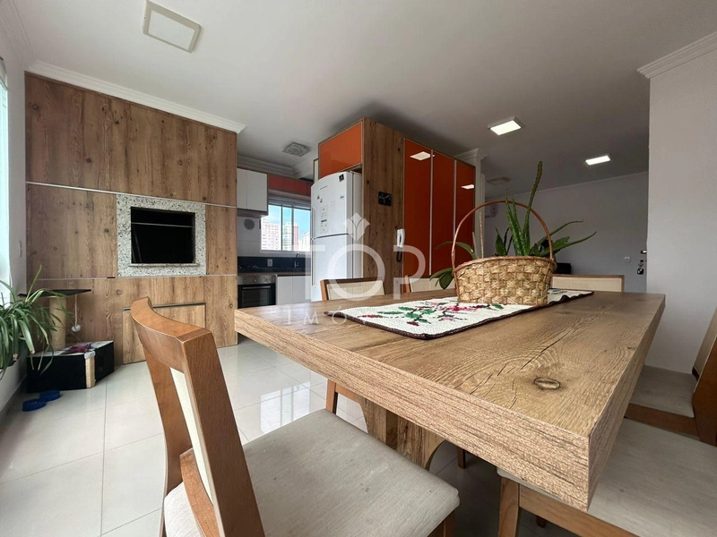 APARTAMENTO MEIA PRAIA FINAMENTE MOBILIADO: 15ª foto da galeria de imagens do imóvel