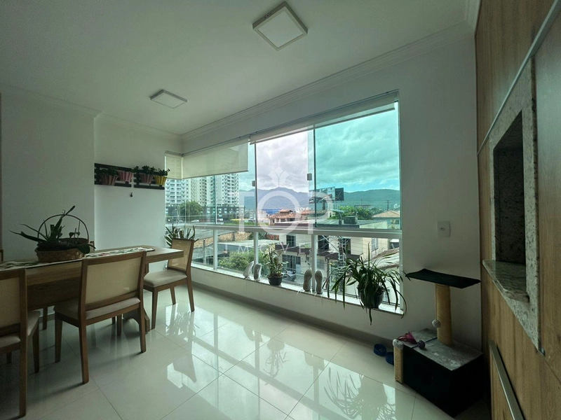 APARTAMENTO MEIA PRAIA FINAMENTE MOBILIADO: 14ª foto da galeria de imagens do imóvel
