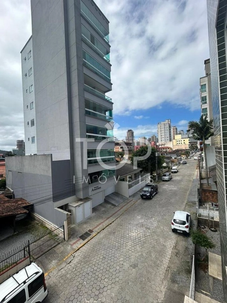 APARTAMENTO MEIA PRAIA FINAMENTE MOBILIADO: 16ª foto da galeria de imagens do imóvel