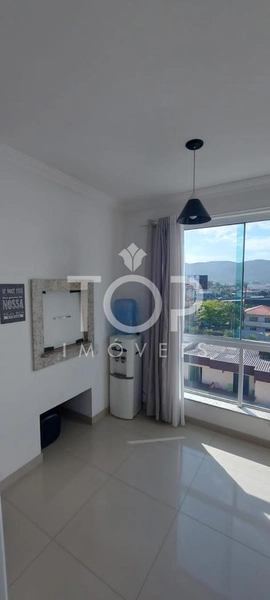 APARTAMENTO MEIA PRAIA FINAMENTE MOBILIADO: 1ª foto da galeria de imagens do imóvel