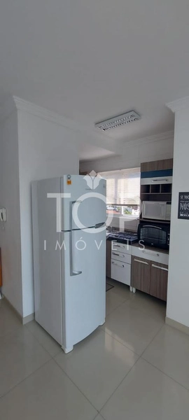 APARTAMENTO MEIA PRAIA FINAMENTE MOBILIADO: 5ª foto da galeria de imagens do imóvel
