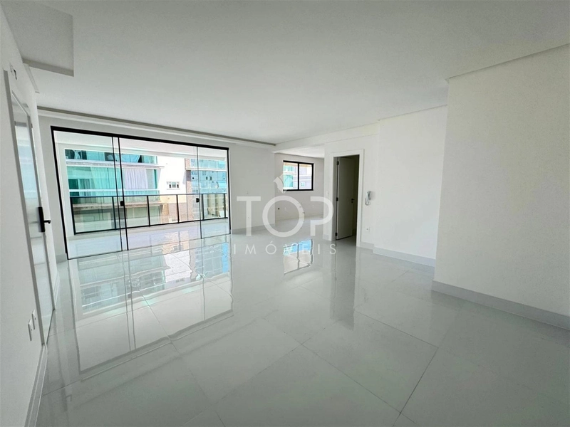AMPLO APARTAMENTO 4 SUÍTES! ÓTIMA LOCALIZAÇÃO!!: 1ª foto da galeria de imagens do imóvel