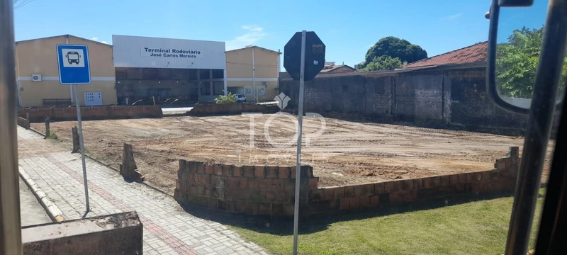 TERRENO NO PEREQUÊ: 1ª foto da galeria de imagens do imóvel