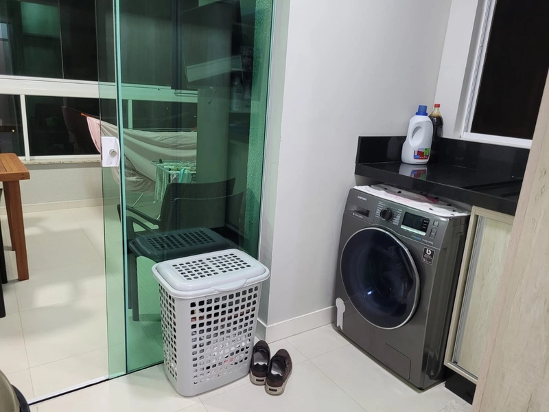 APARTAMENTO EM MEIA PRAIA: 26ª foto da galeria de imagens do imóvel