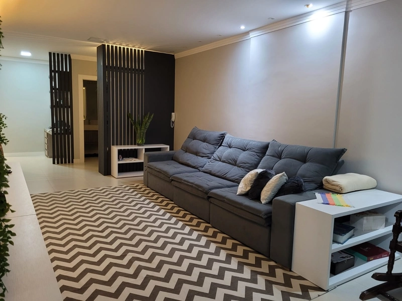 APARTAMENTO EM MEIA PRAIA: 5ª foto da galeria de imagens do imóvel