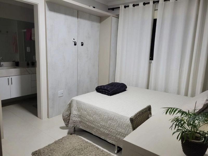 APARTAMENTO EM MEIA PRAIA: 29ª foto da galeria de imagens do imóvel