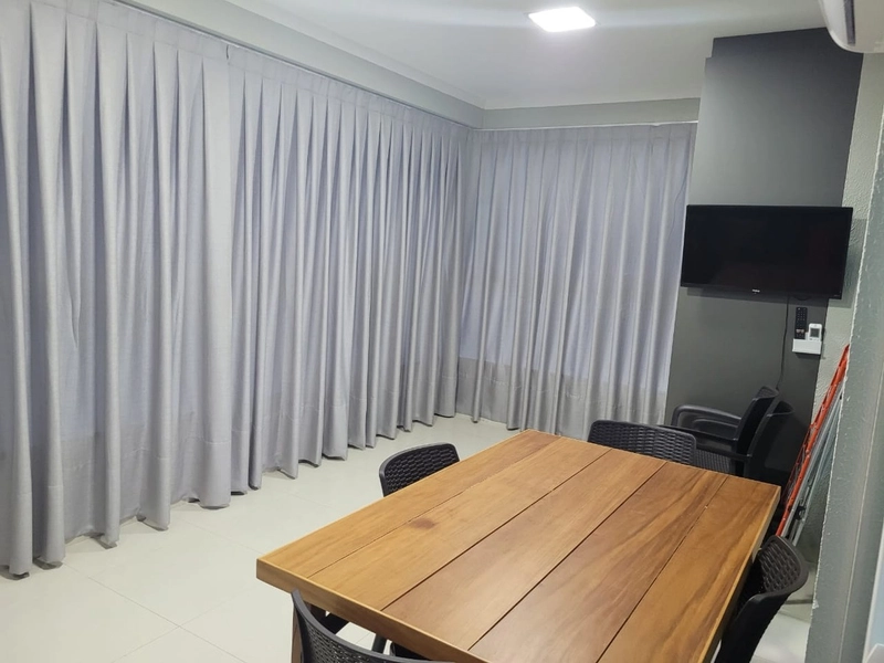 APARTAMENTO EM MEIA PRAIA: 3ª foto da galeria de imagens do imóvel