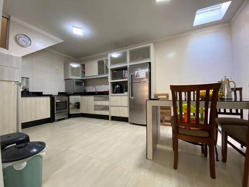 Casa a 300m² do Mar: 7ª foto da galeria de imagens do imóvel