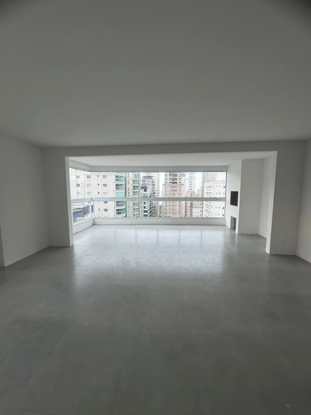 Apartamento: 3ª foto da galeria de imagens do imóvel
