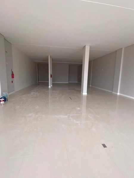Sala comercial ímperdivel: 7ª foto da galeria de imagens do imóvel