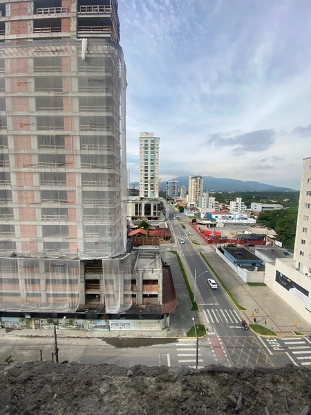 APARTAMENTO MOBILIADO EM MEIA PRAIA: 11ª foto da galeria de imagens do imóvel
