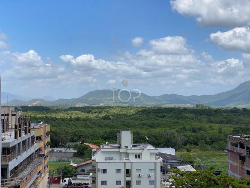 PRONTO PARA MORAR NA QUADRA MAR EM MEIA PRAIA: 8ª foto da galeria de imagens do imóvel