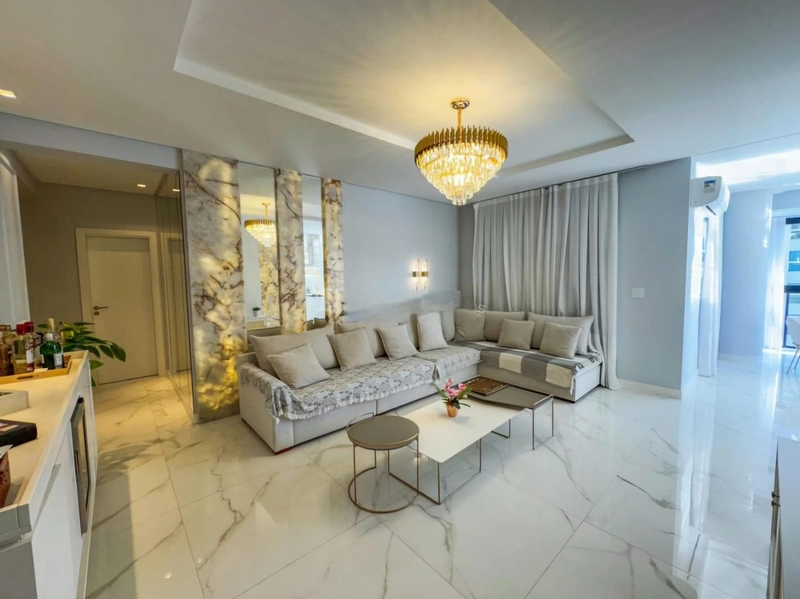 Incrível Apartamento no Coração de Itapema, Meia Praia 04 SUÍTES: 1ª foto da galeria de imagens do imóvel