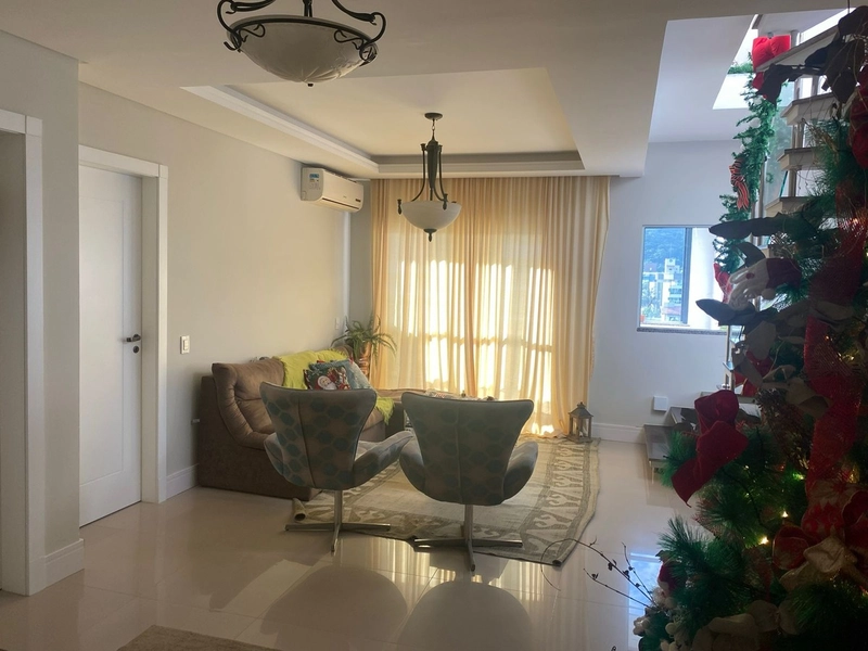 COBERTURA DUPLEX EM BOMBINHAS: 7ª foto da galeria de imagens do imóvel
