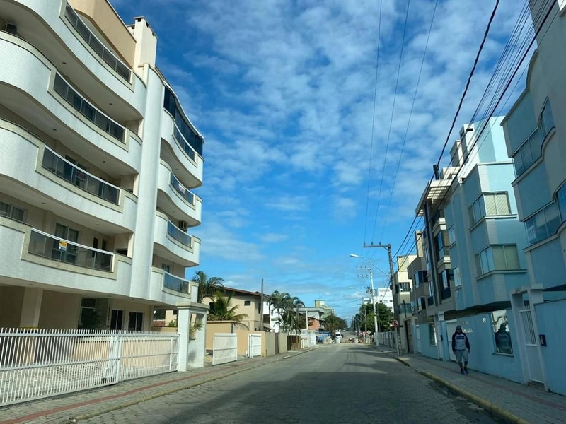 COBERTURA DUPLEX EM BOMBINHAS: 3ª foto da galeria de imagens do imóvel